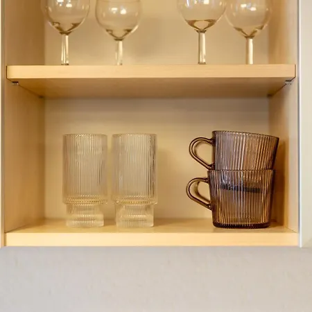 Appartement Ultracentral Retreat - Victory Square Views & Style