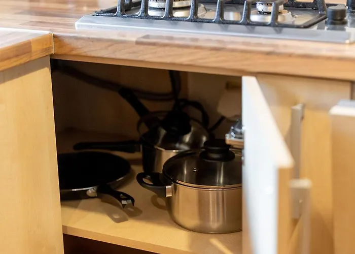 Ultracentral Retreat - Victory Square Views & Style Timişoara